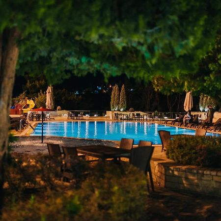 Ashur Hotel Dukhan Luaran gambar